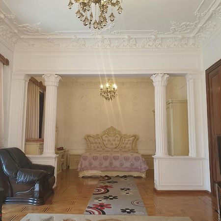 Hotel Royal Kutaiszi Kültér fotó