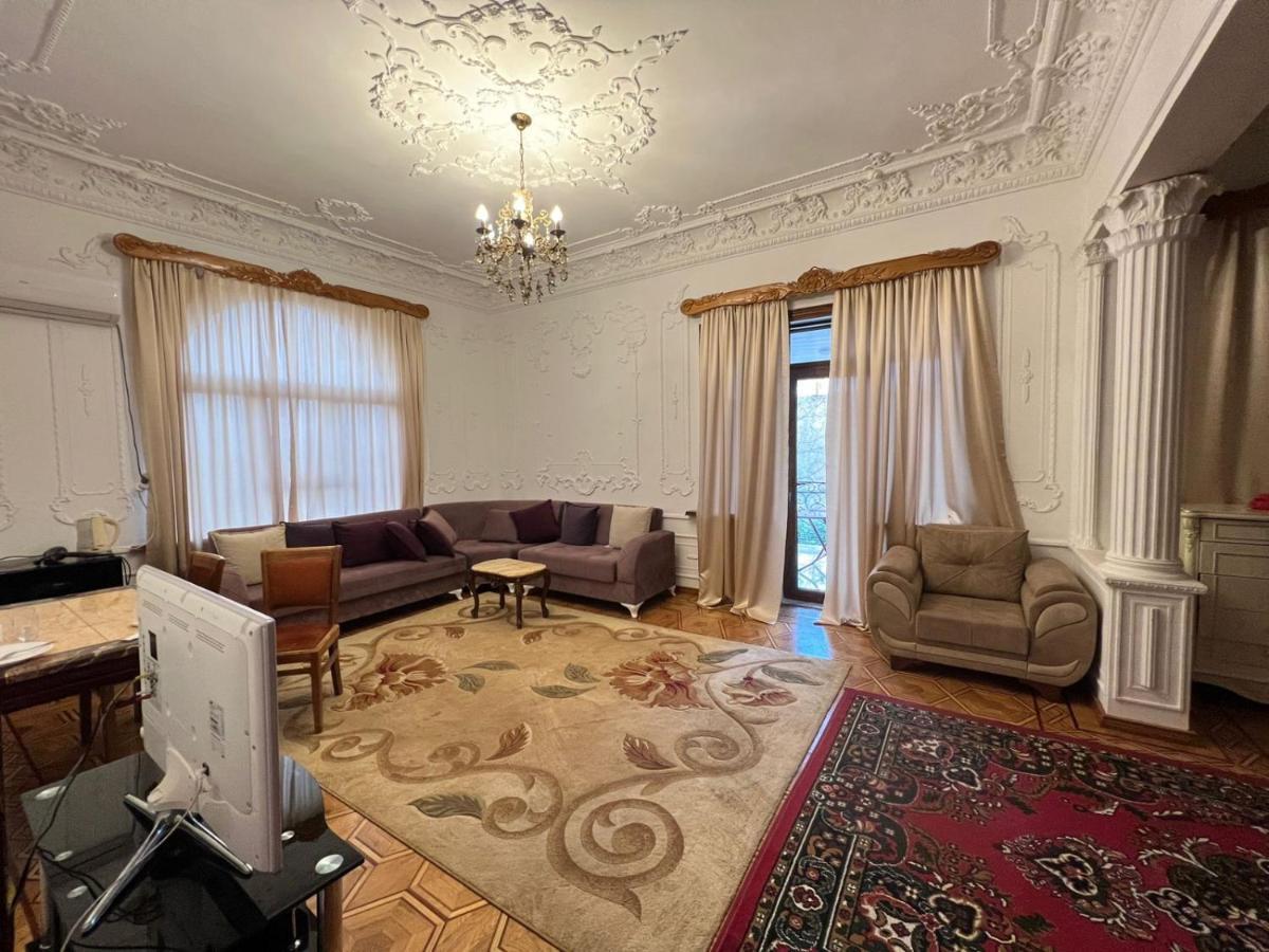 Hotel Royal Kutaiszi Kültér fotó
