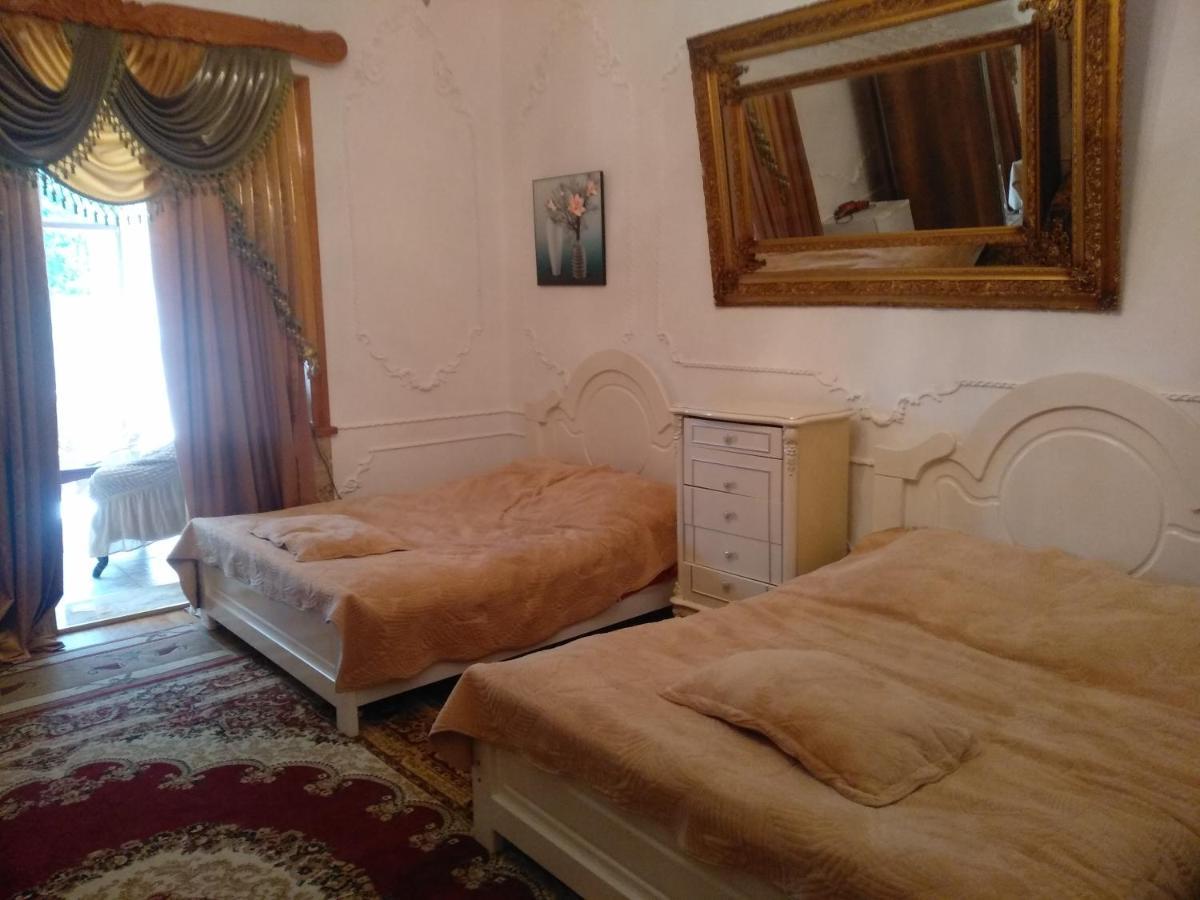 Hotel Royal Kutaiszi Kültér fotó