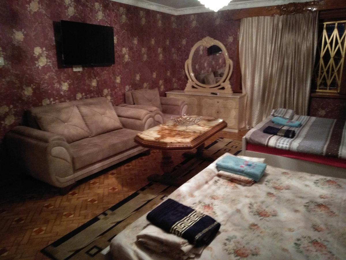 Hotel Royal Kutaiszi Kültér fotó