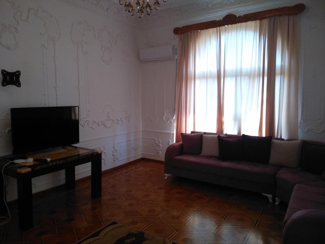 Hotel Royal Kutaiszi Kültér fotó